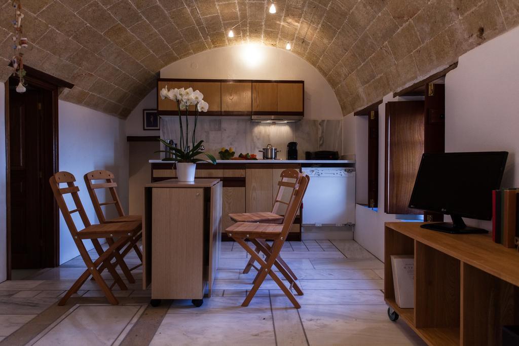 House In The Castle Apartment Monemvasia Phòng bức ảnh